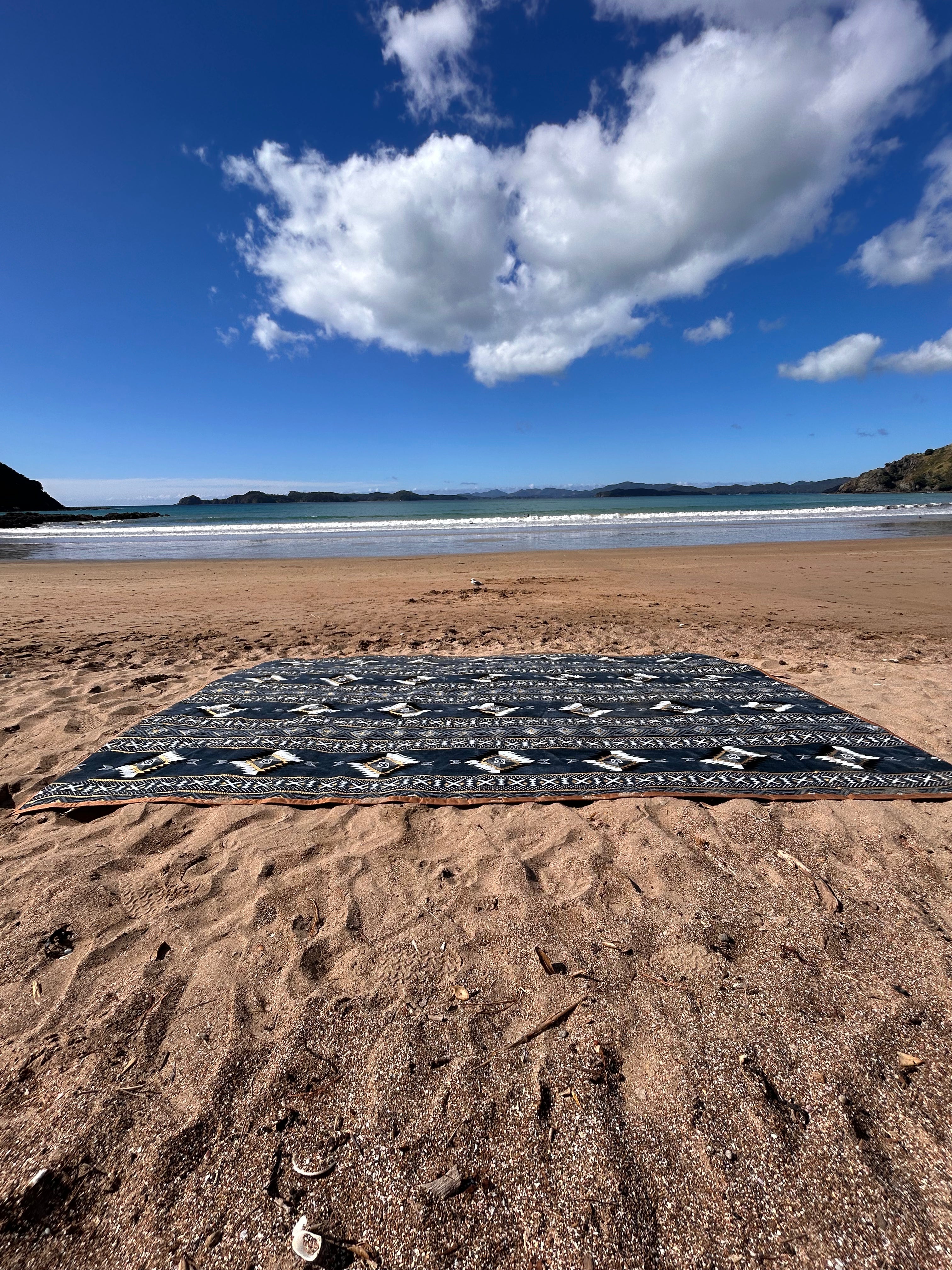 SAFIRA (GREY)  2 x 3m Picnic Rug