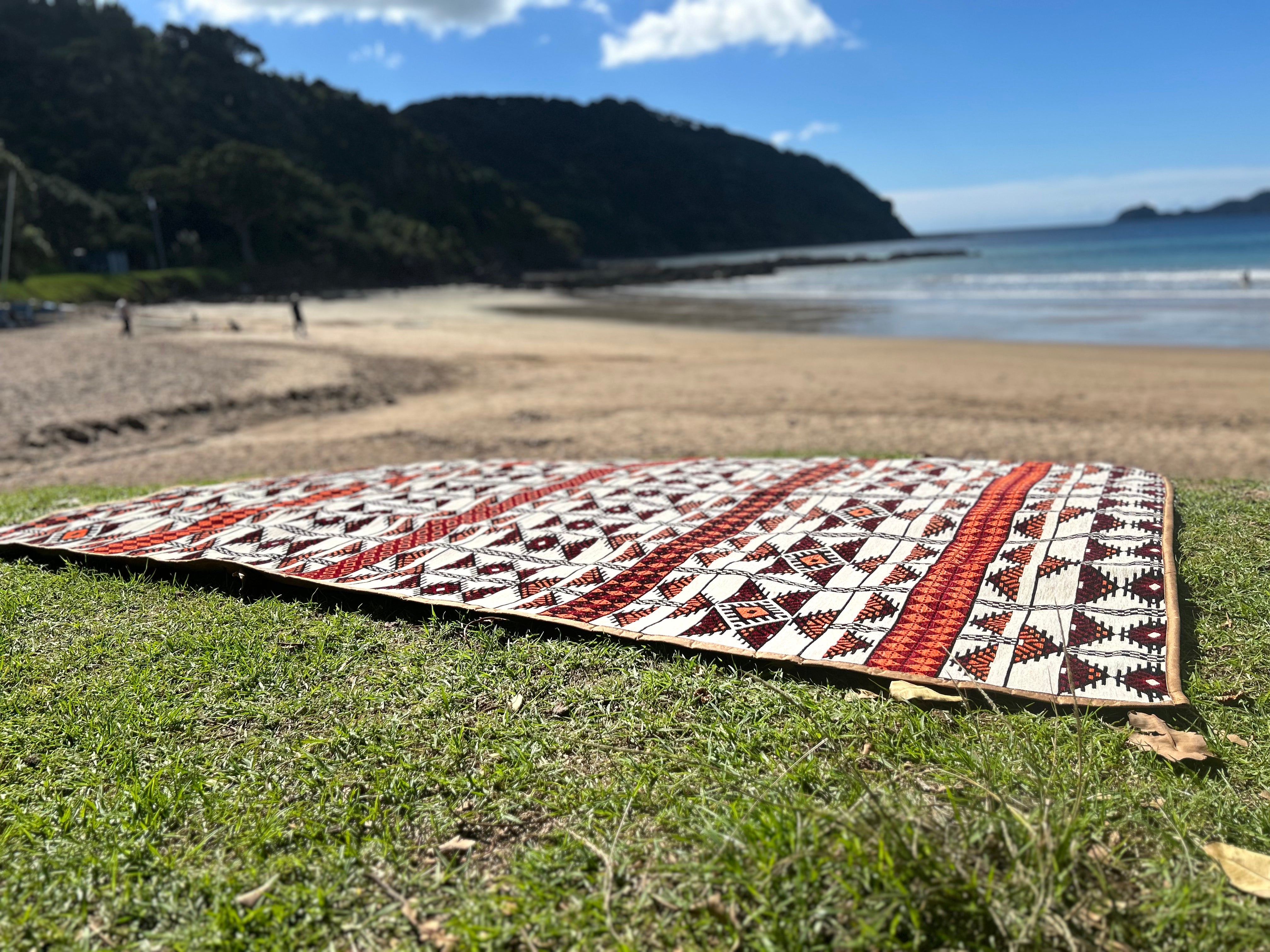 SHULA 2 x 3m Picnic Rug