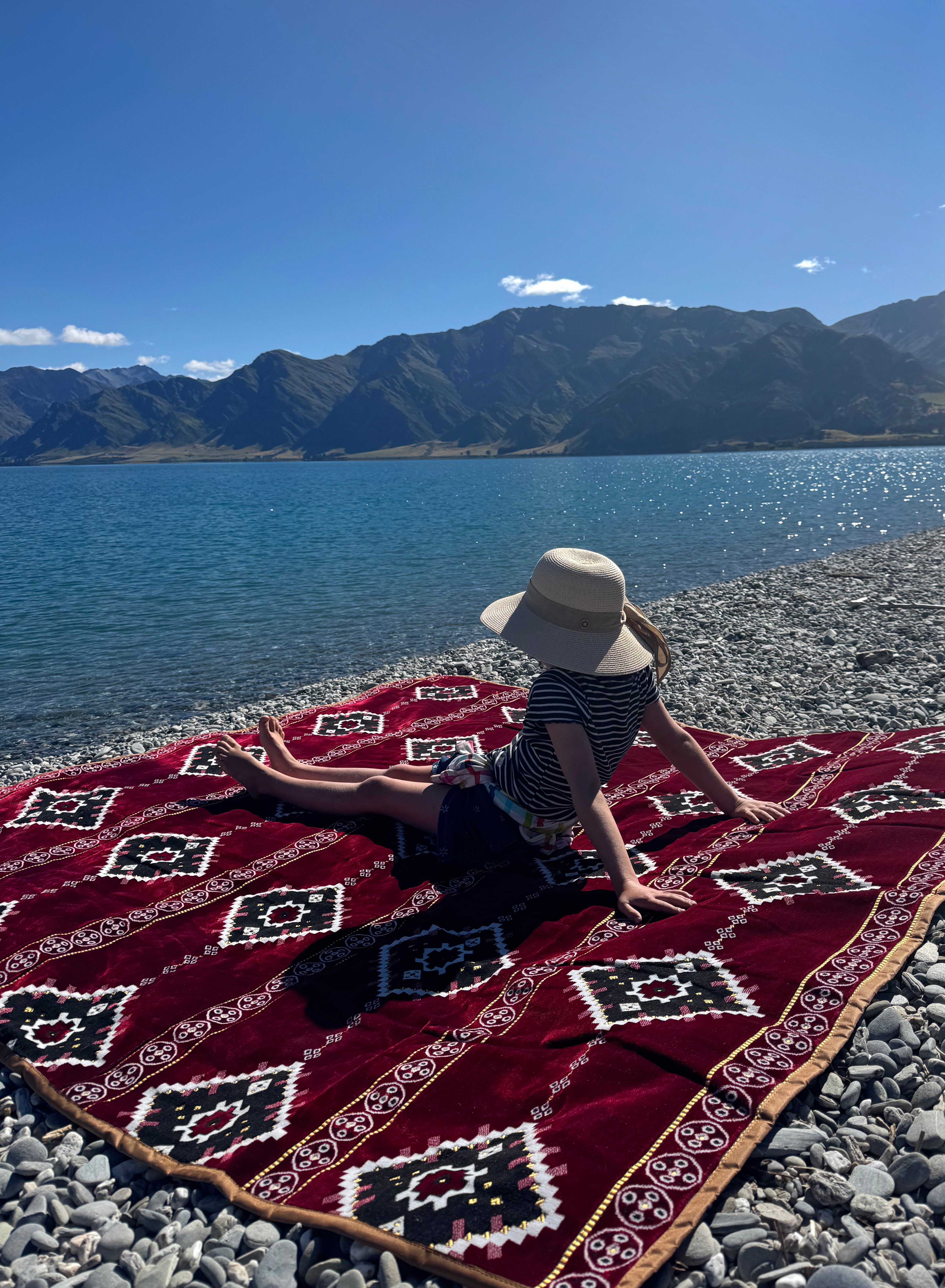 SARA 2 x 2m Picnic Rug – BiteSize Luxury